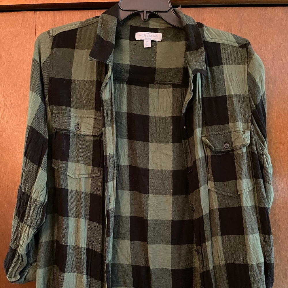 Green Buffalo plaid button down top